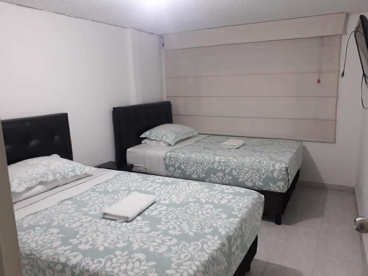 Aparta Hotel Victoria In Богота Екстер'єр фото