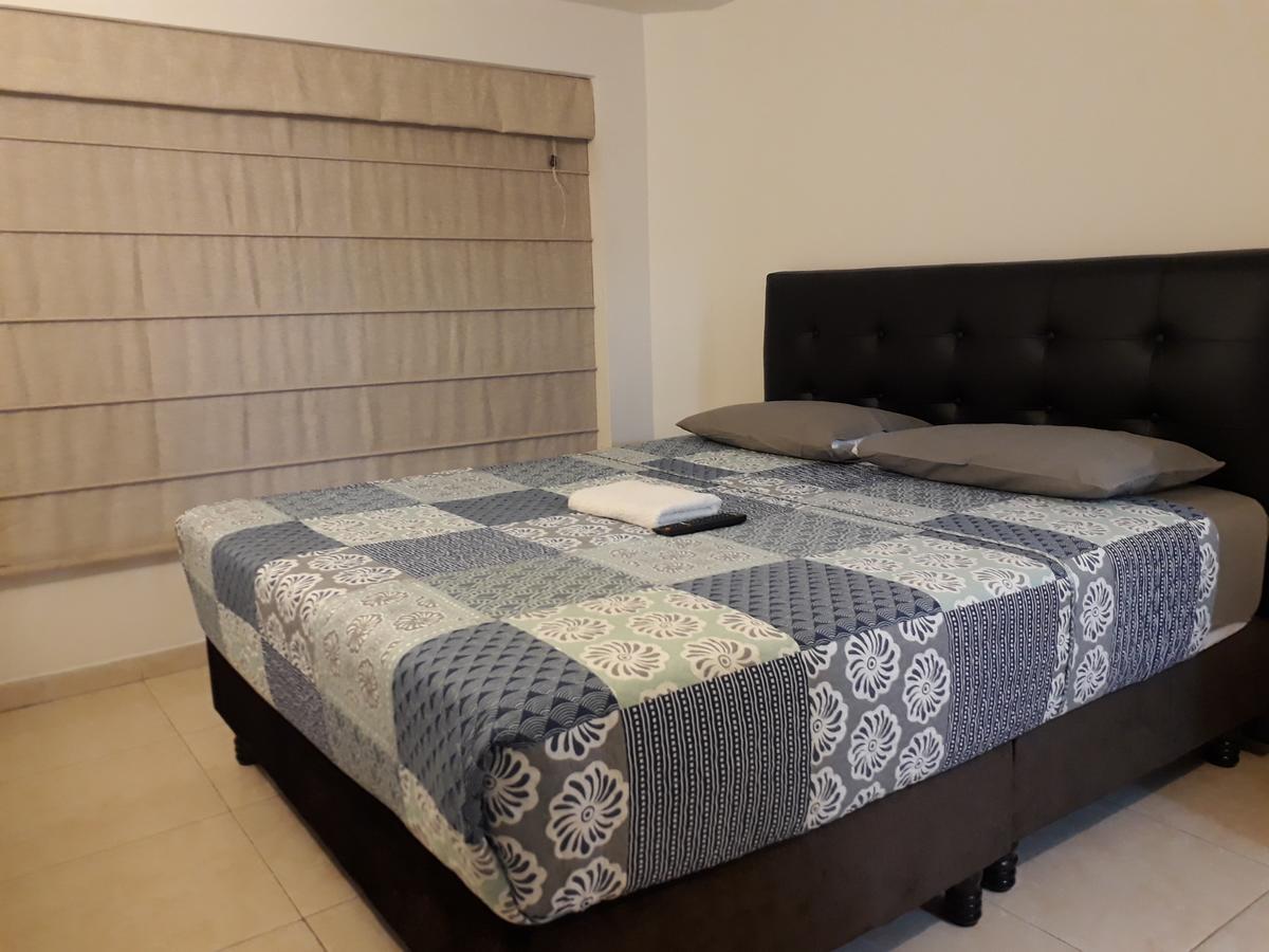 Aparta Hotel Victoria In Богота Екстер'єр фото